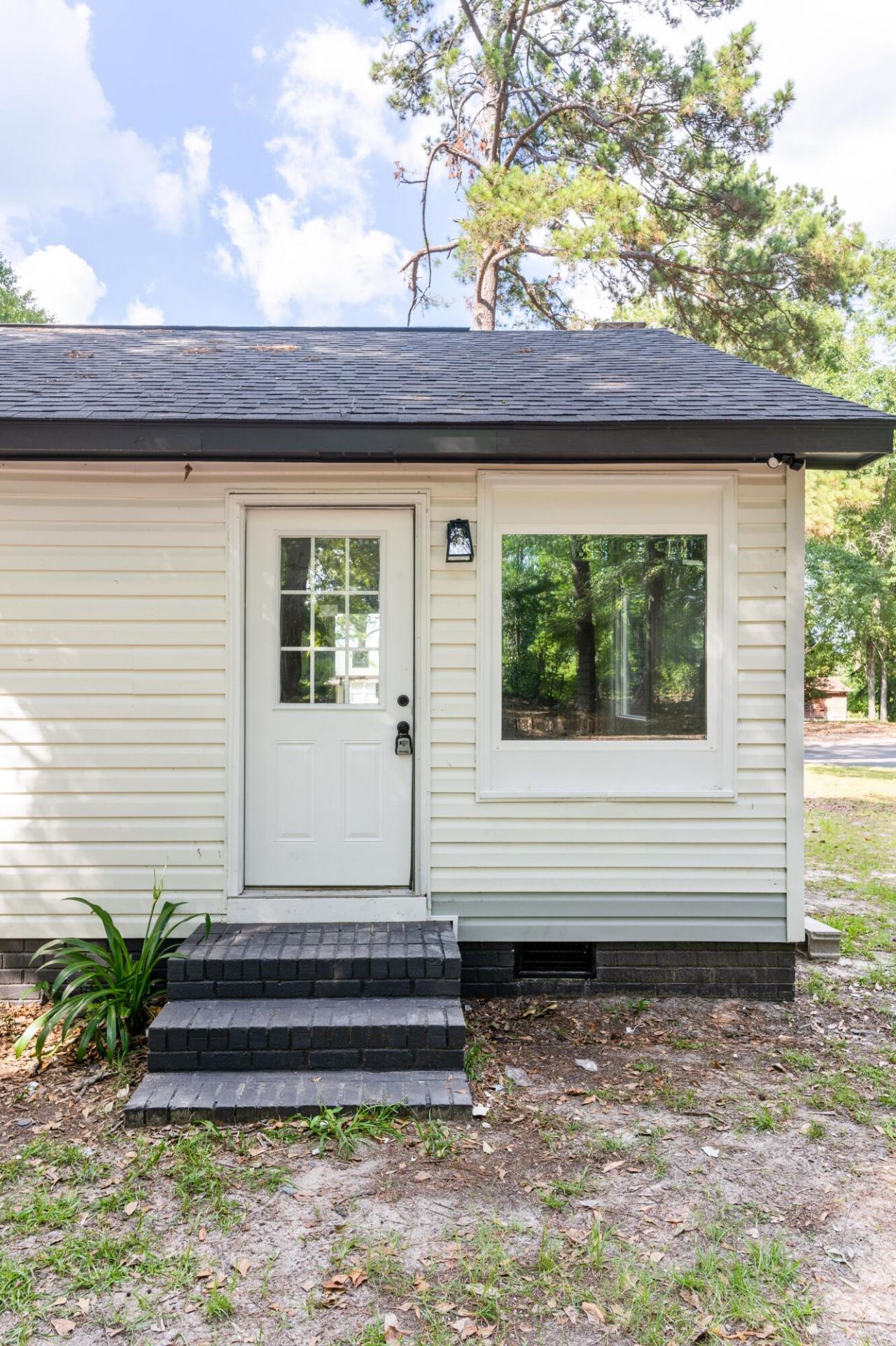 1231 Sheppard Road Photo 21
