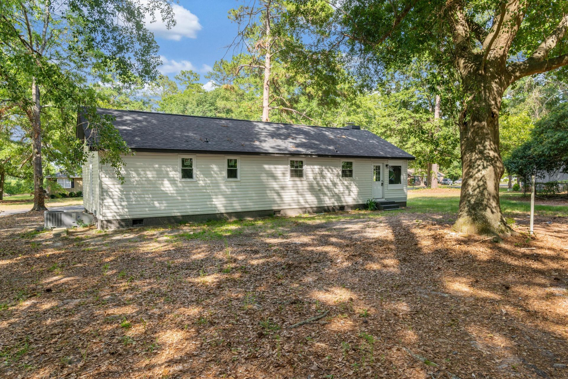 1231 Sheppard Road Photo 22