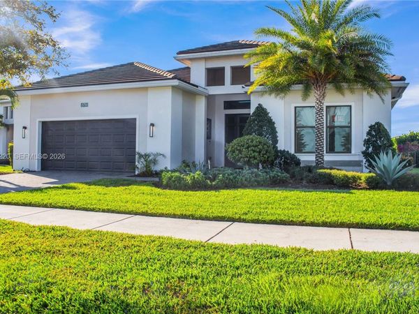 15750 Longboat Key Dr , Westlake, FL 33470