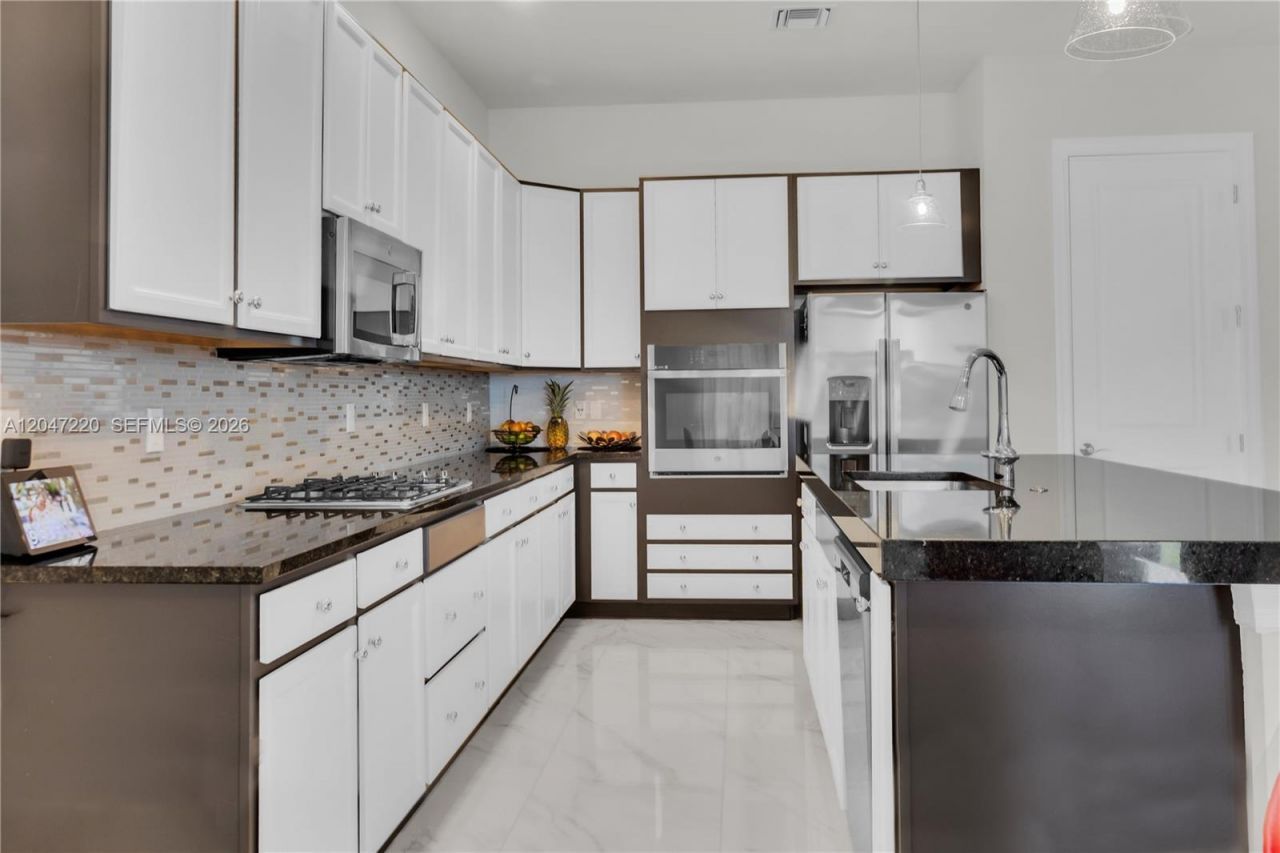 15750 Longboat Key Dr , Westlake, FL 33470 Photo