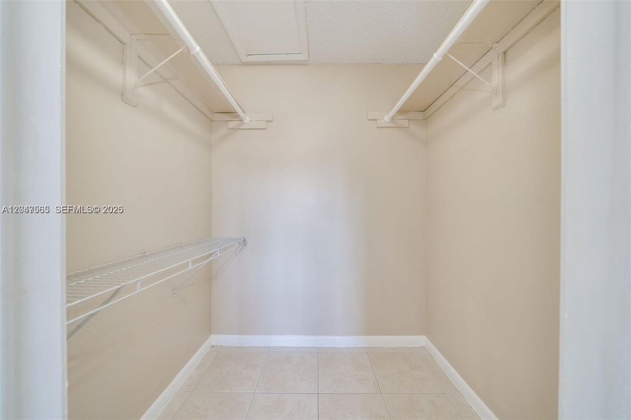 15630 SW 80th St , Unit I-302, Miami, FL 33193 Photo