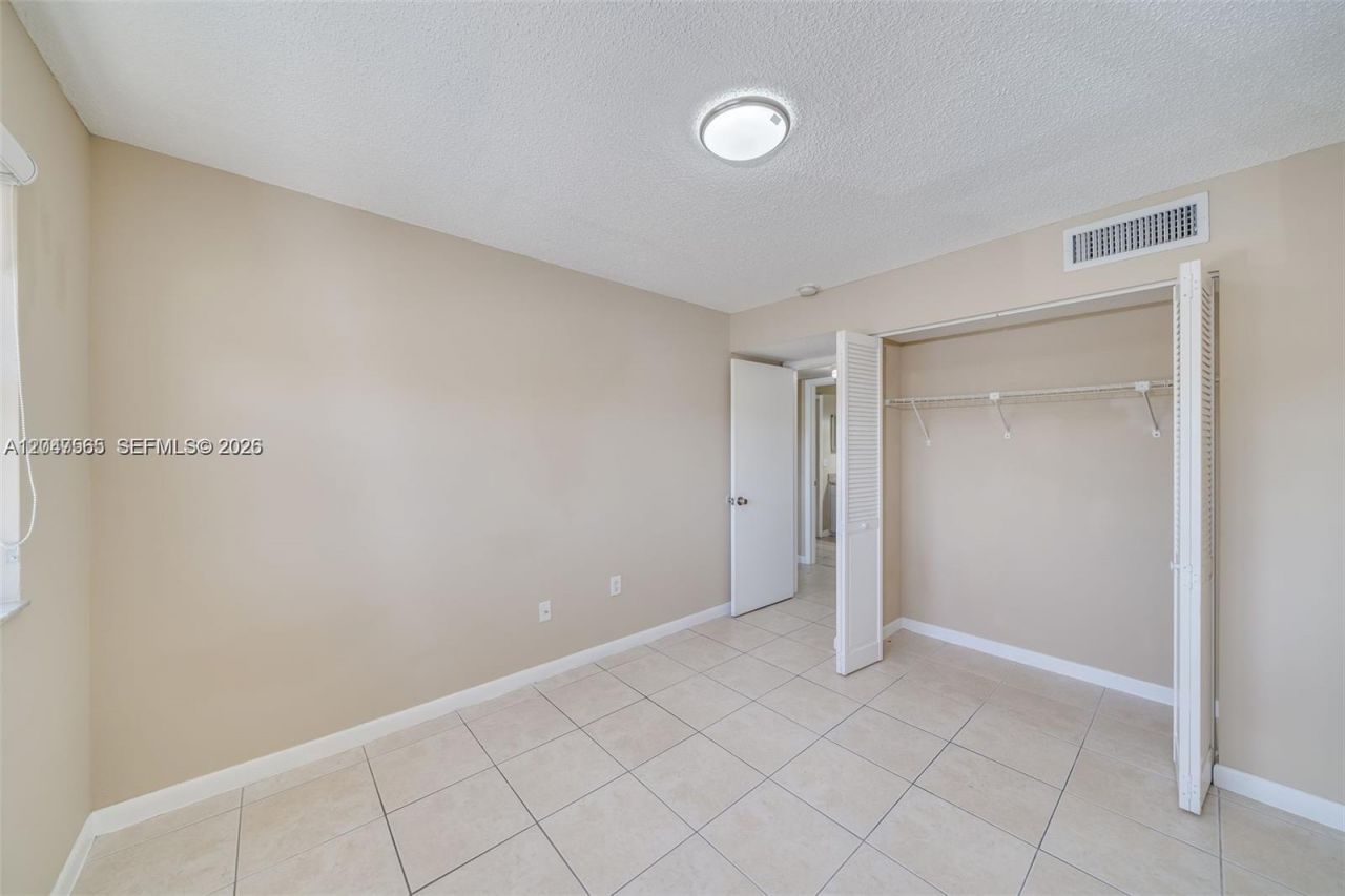 15630 SW 80th St , Unit I-302, Miami, FL 33193 Photo