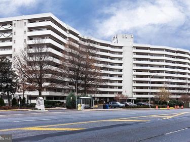 5300 COLUMBIA PIKE , Unit 915, ARLINGTON, VA 22204