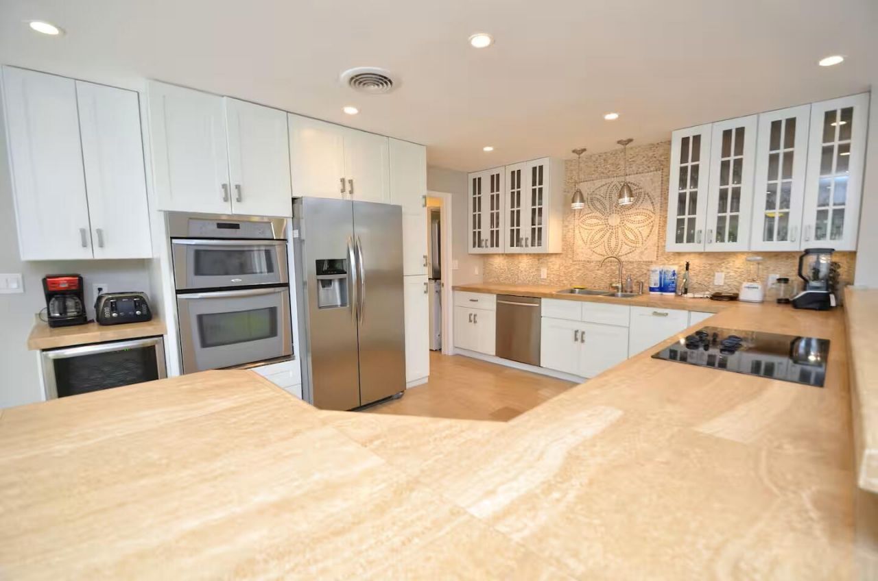 2060 Coco Palm Place, Lauderdale by the Sea, FL 33062 Photo