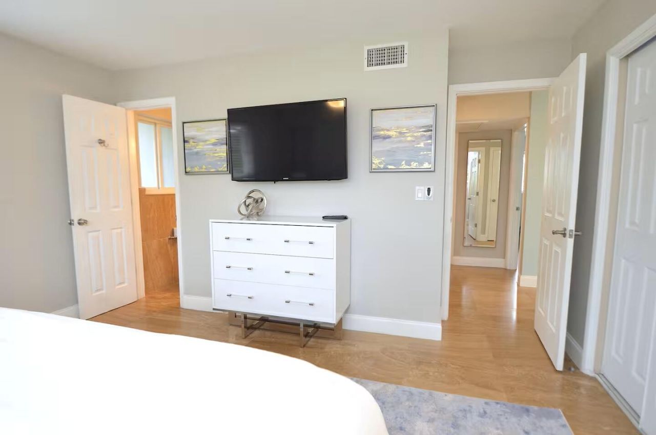2060 Coco Palm Place, Lauderdale by the Sea, FL 33062 Photo