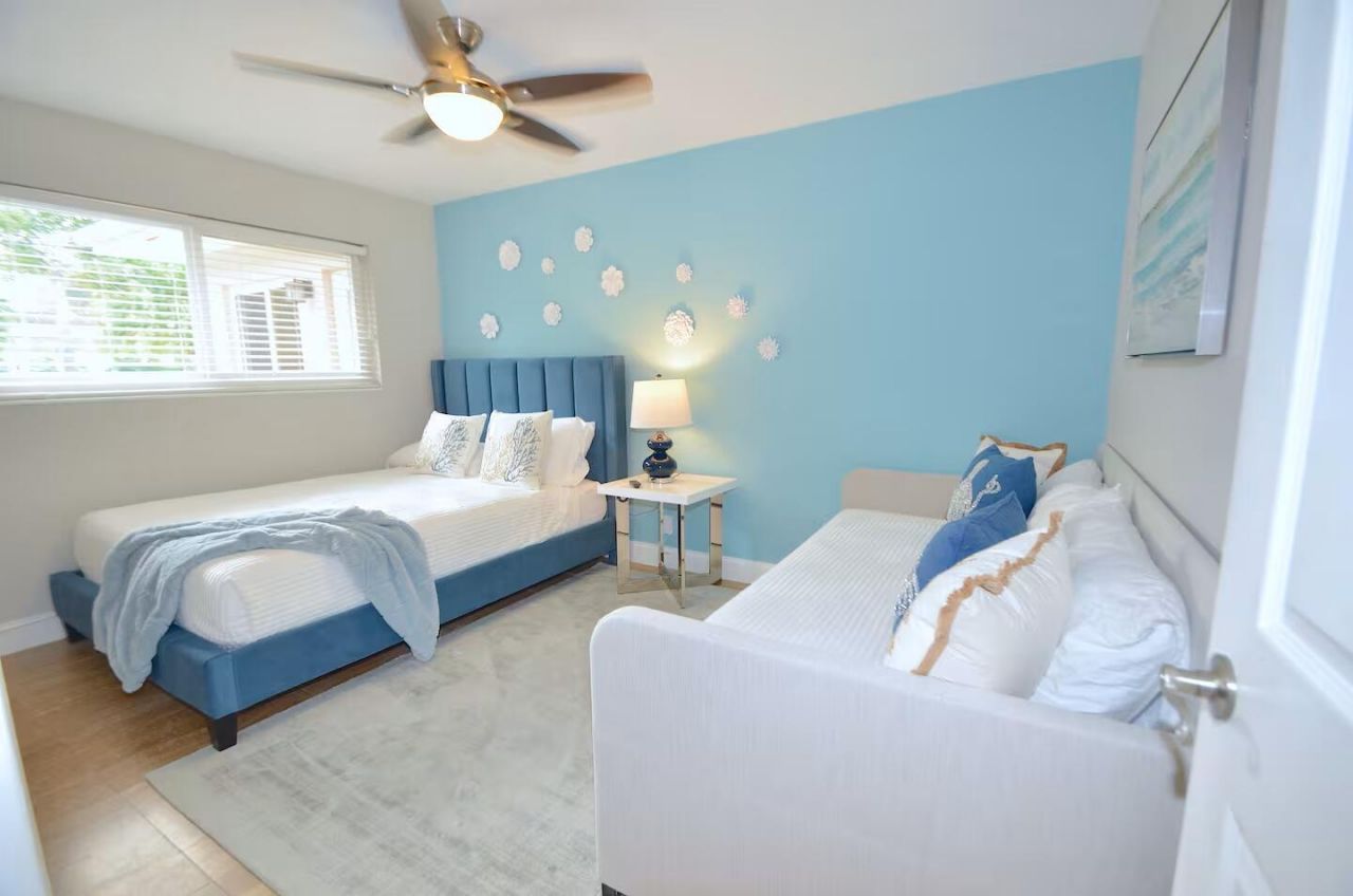 2060 Coco Palm Place, Lauderdale by the Sea, FL 33062 Photo
