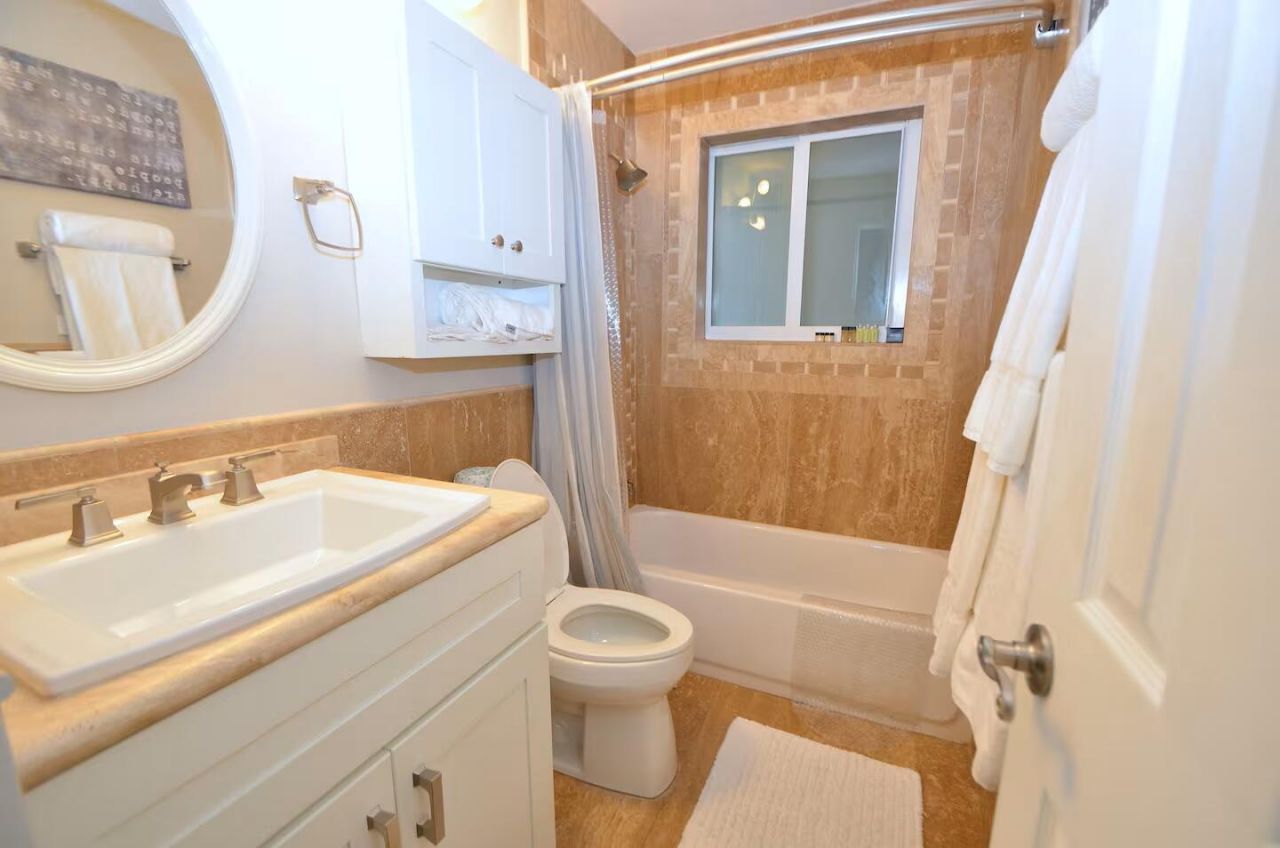 2060 Coco Palm Place, Lauderdale by the Sea, FL 33062 Photo