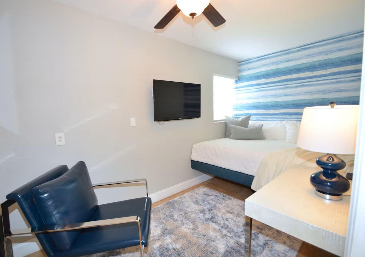 2060 Coco Palm Place, Lauderdale by the Sea, FL 33062 Photo