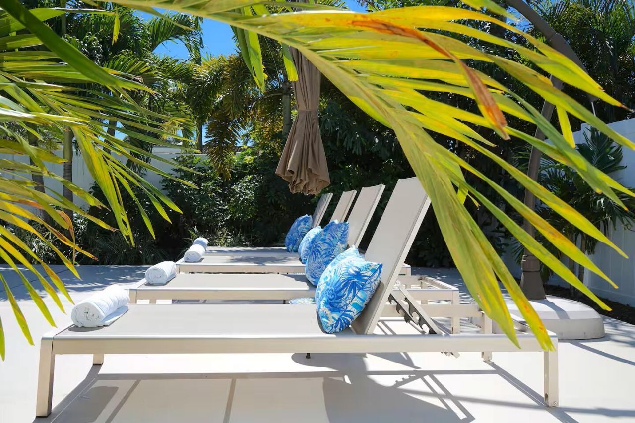 2060 Coco Palm Place, Lauderdale by the Sea, FL 33062 Photo