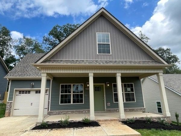 1212 Cardinal Creek Dr, Clarksville, TN 37040