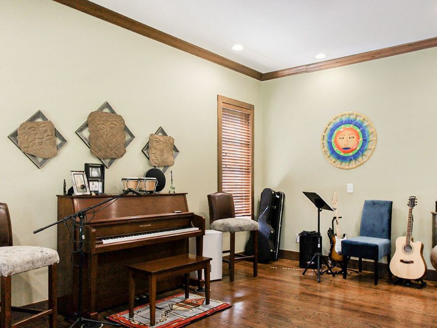 Property Image 11