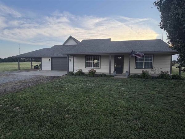10 Grant Rd, Morrison, OK 73061