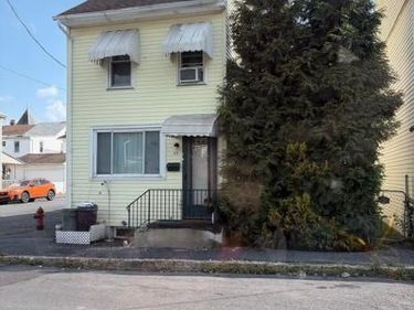 439 CARBON STREET, MINERSVILLE, PA 17954