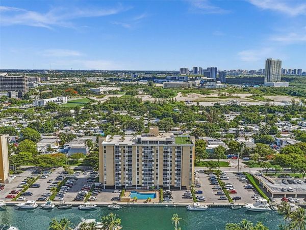 2020 NE 135th St, Unit 601, North Miami, FL 33181