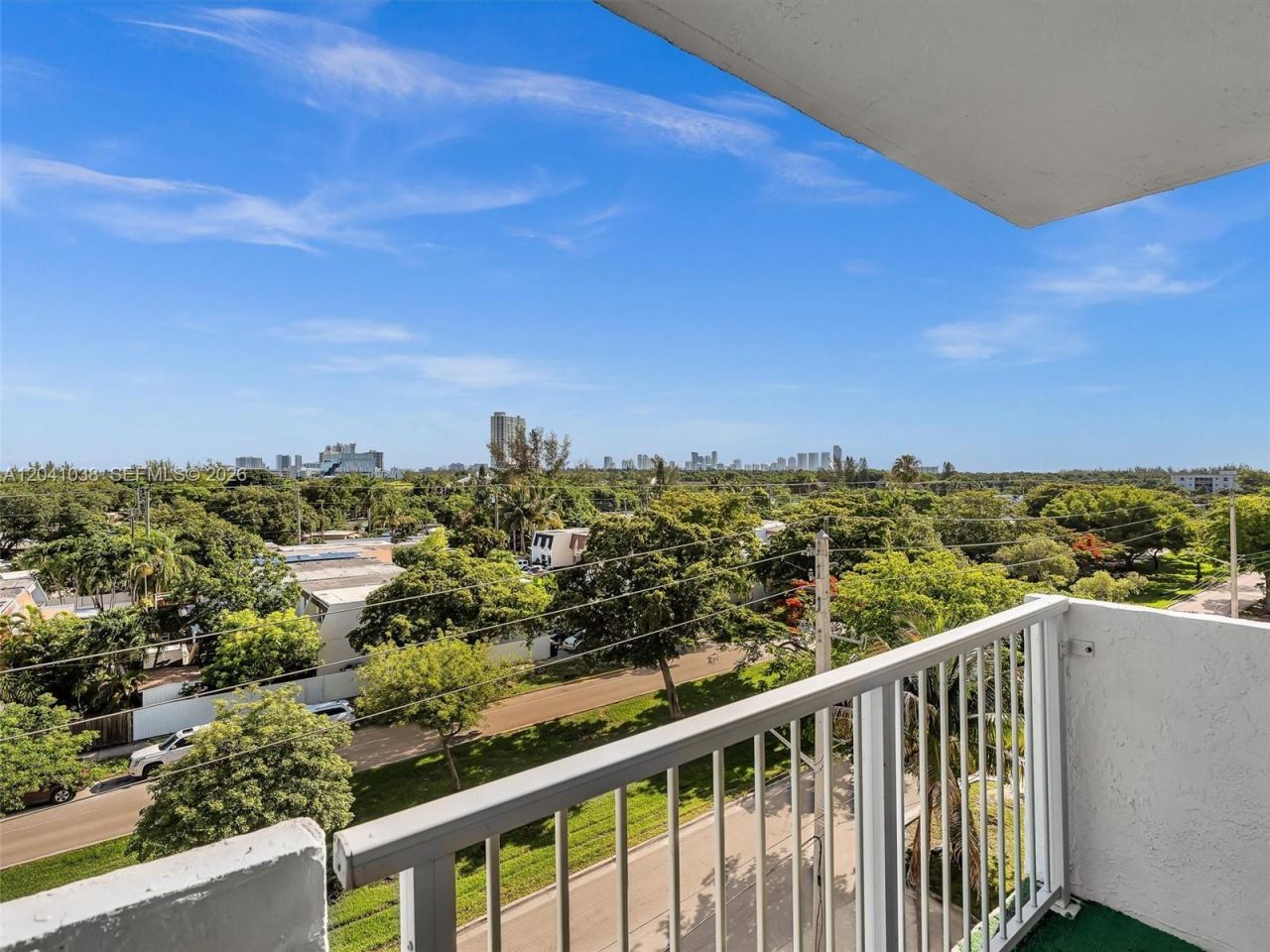 2020 NE 135th St, Unit 601, North Miami, FL 33181 Photo
