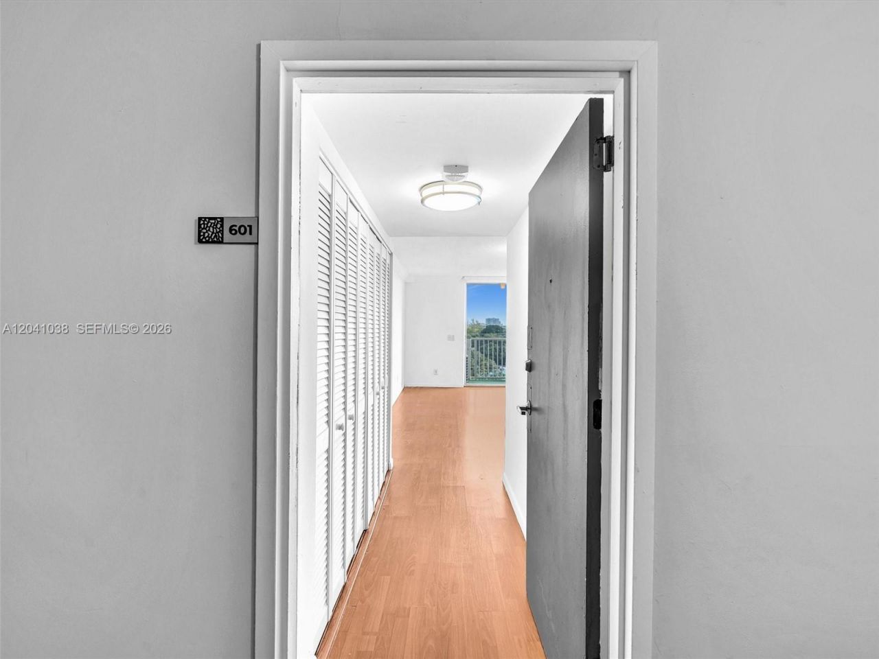 2020 NE 135th St, Unit 601, North Miami, FL 33181 Photo
