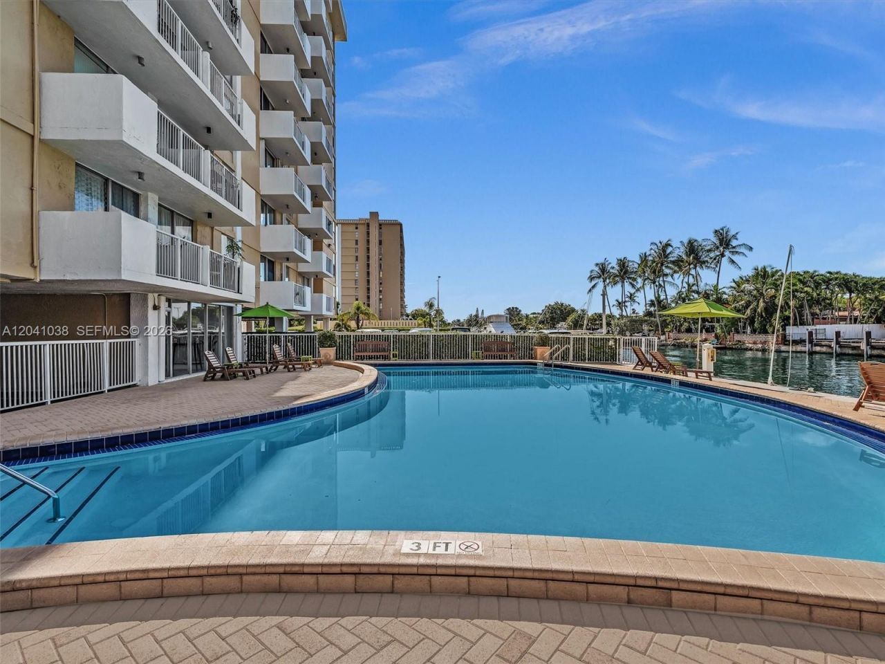 2020 NE 135th St, Unit 601, North Miami, FL 33181 Photo