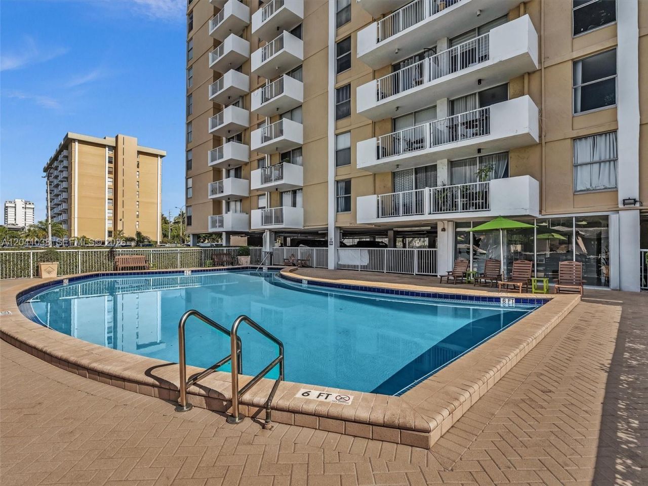 2020 NE 135th St, Unit 601, North Miami, FL 33181 Photo