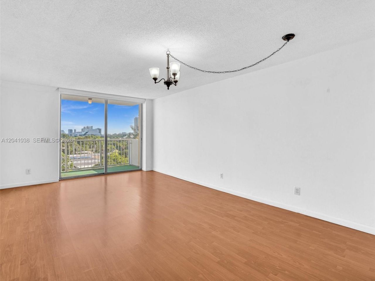 2020 NE 135th St, Unit 601, North Miami, FL 33181 Photo