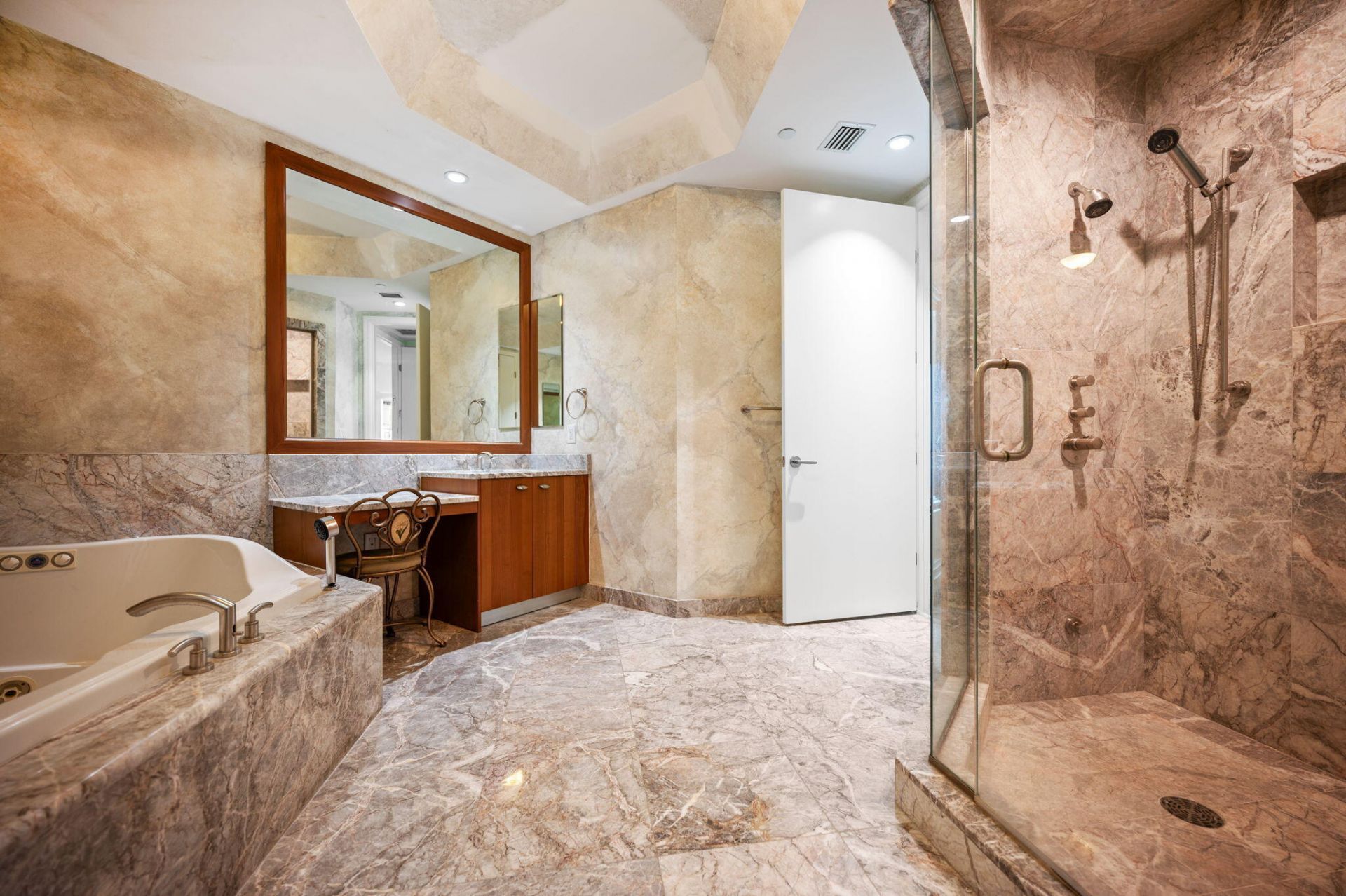 16051 Collins Avenue, Unit 1902, Sunny Isles Beach, FL 33160 Photo