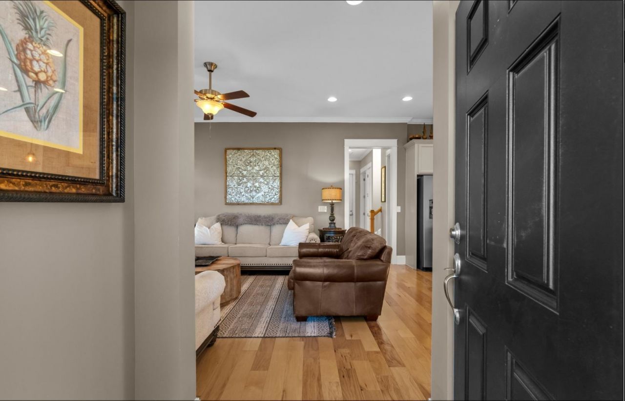 840 Crystal Water Way  Photo 17