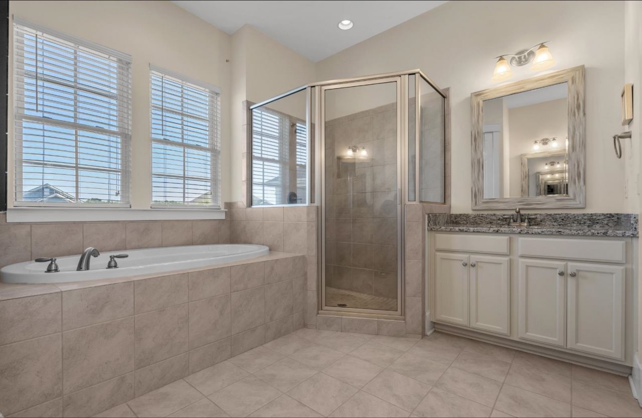 840 Crystal Water Way  Photo 21