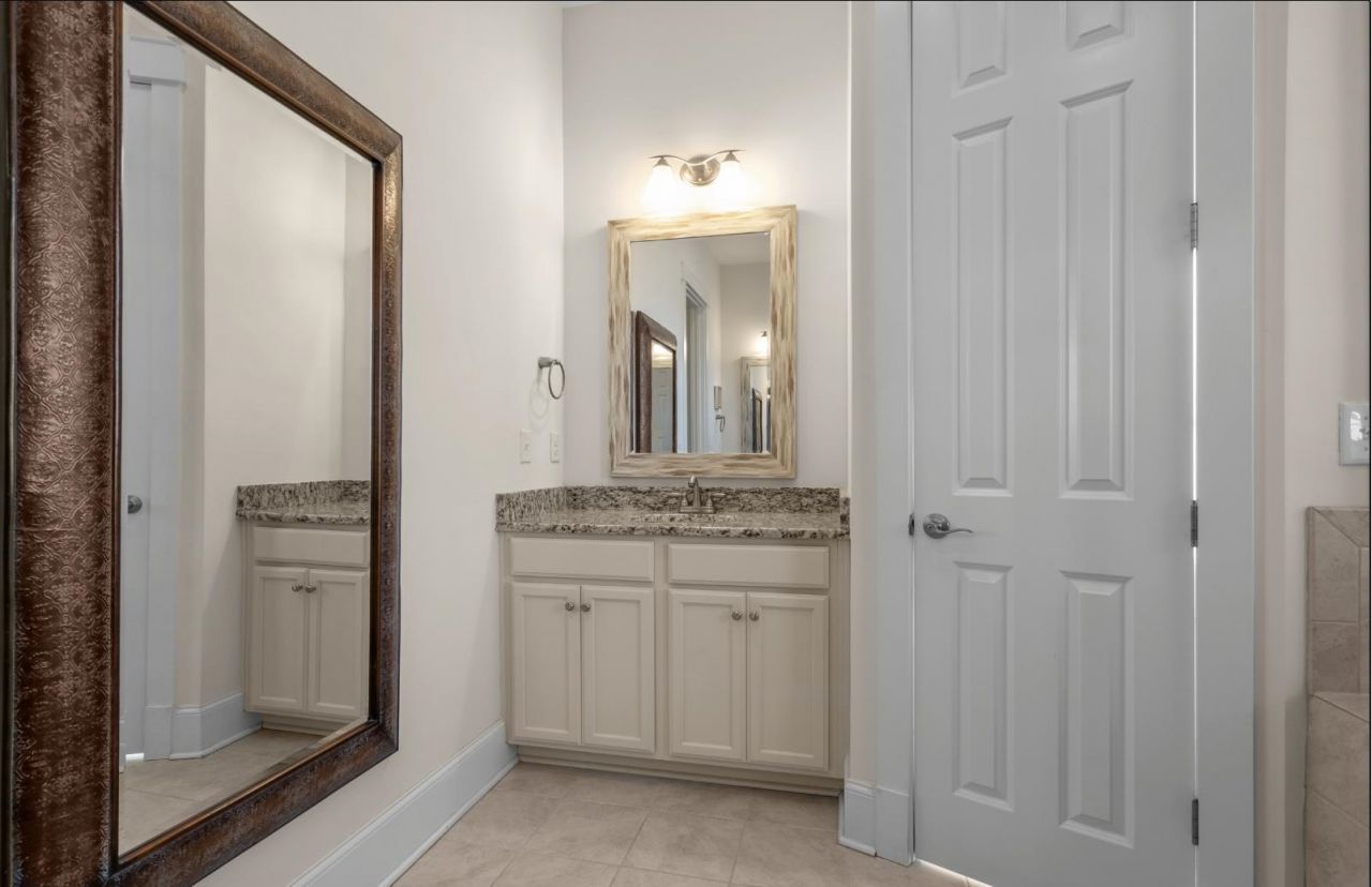 840 Crystal Water Way  Photo 23