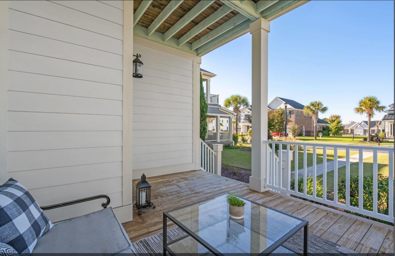 840 Crystal Water Way  Photo 32