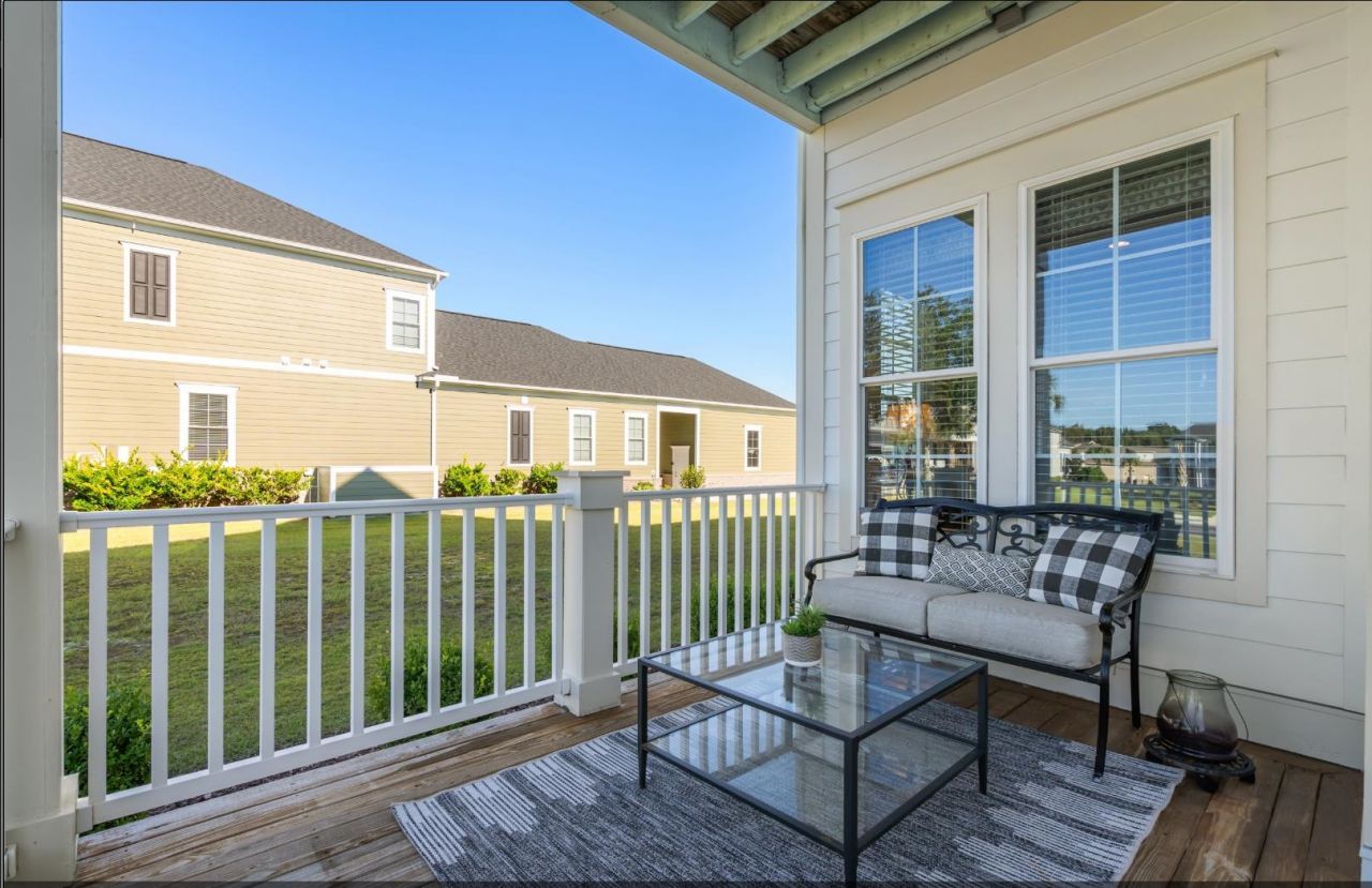 840 Crystal Water Way  Photo 33