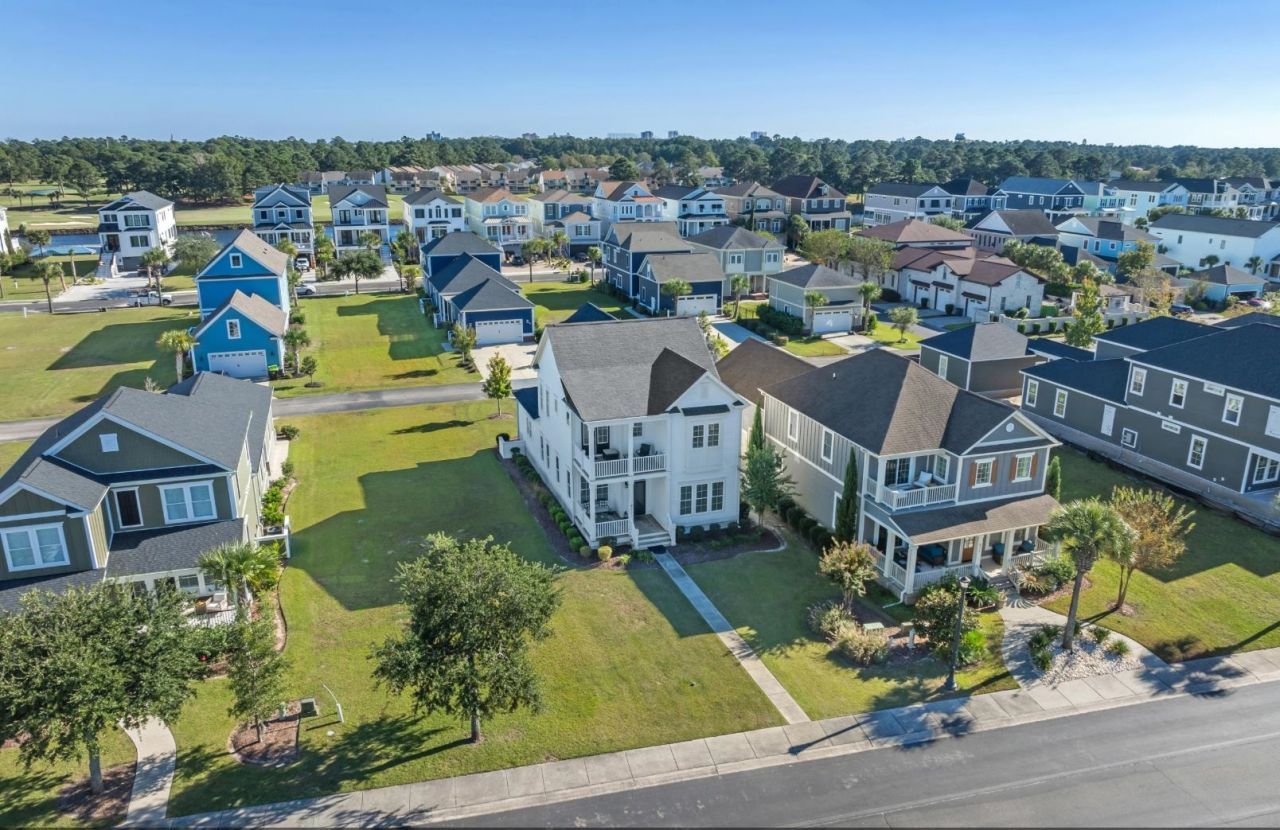 840 Crystal Water Way  Photo 40
