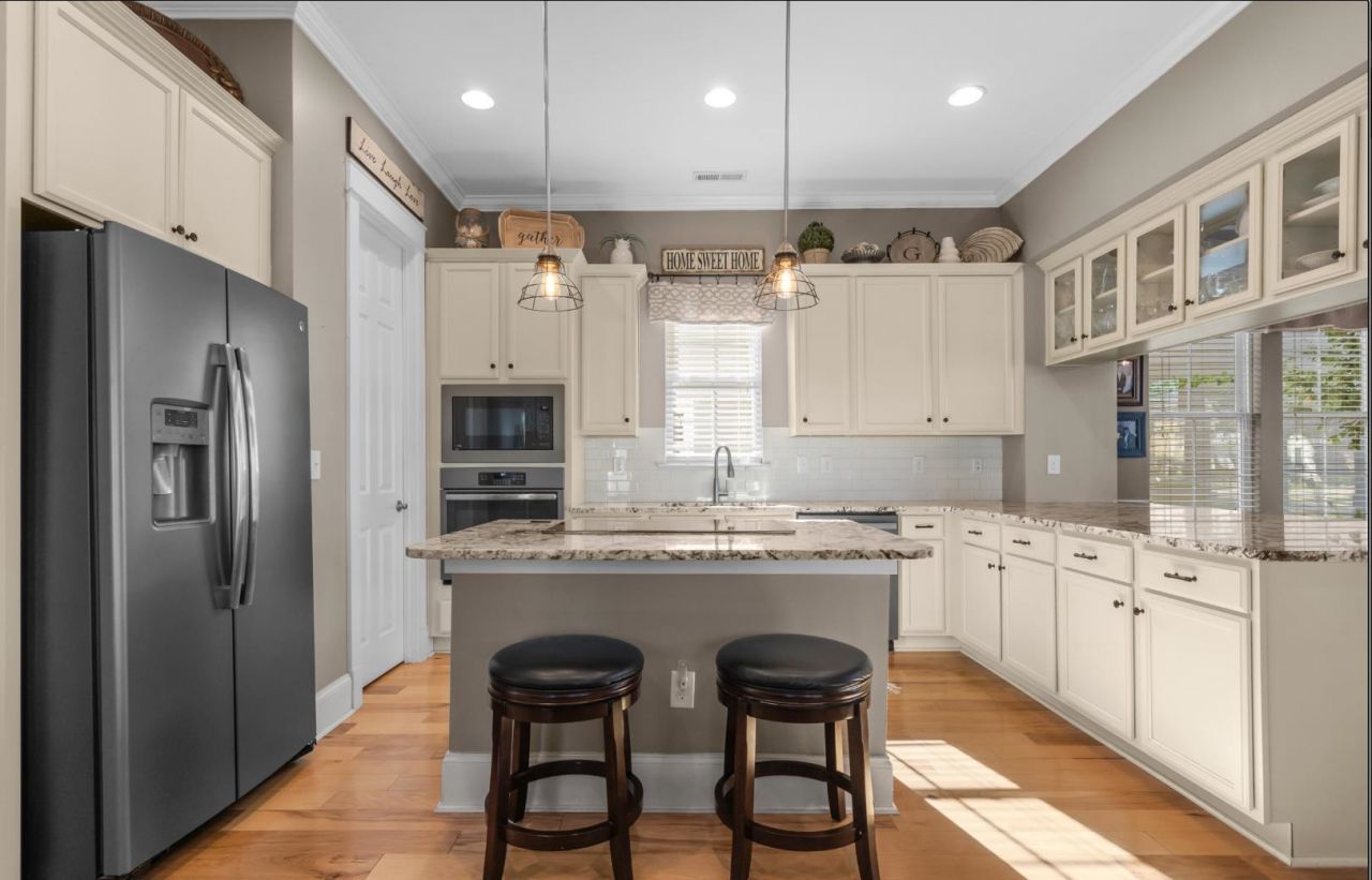 840 Crystal Water Way  Photo 6