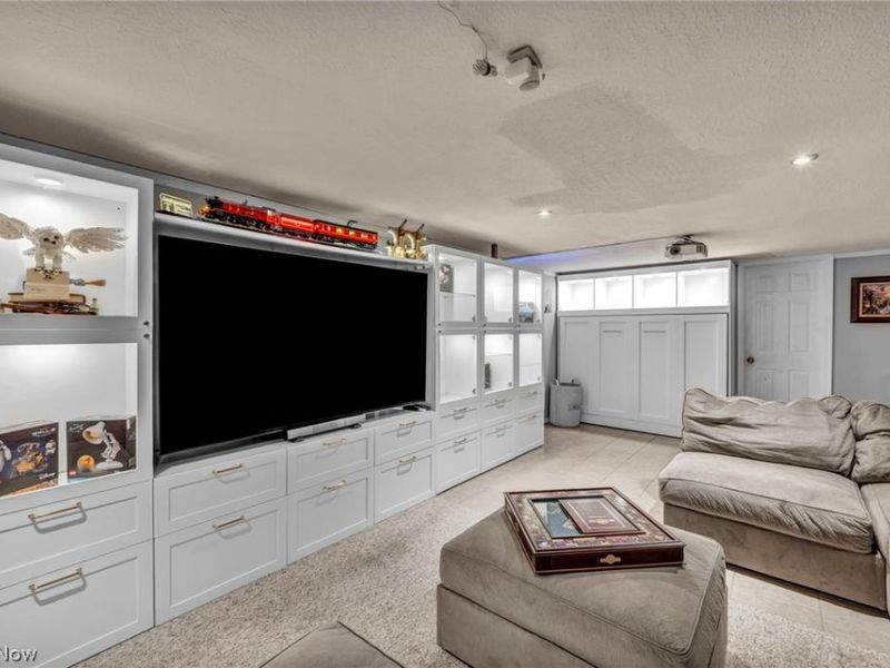 6491 Longridge Road, Mayfield Heights, OH 44124 Photo 33