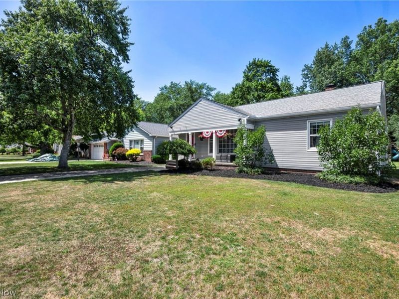 6491 Longridge Road, Mayfield Heights, OH 44124 Photo 4