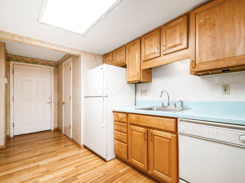 5101 Delancey Street, Columbus, OH 43220 Photo 15