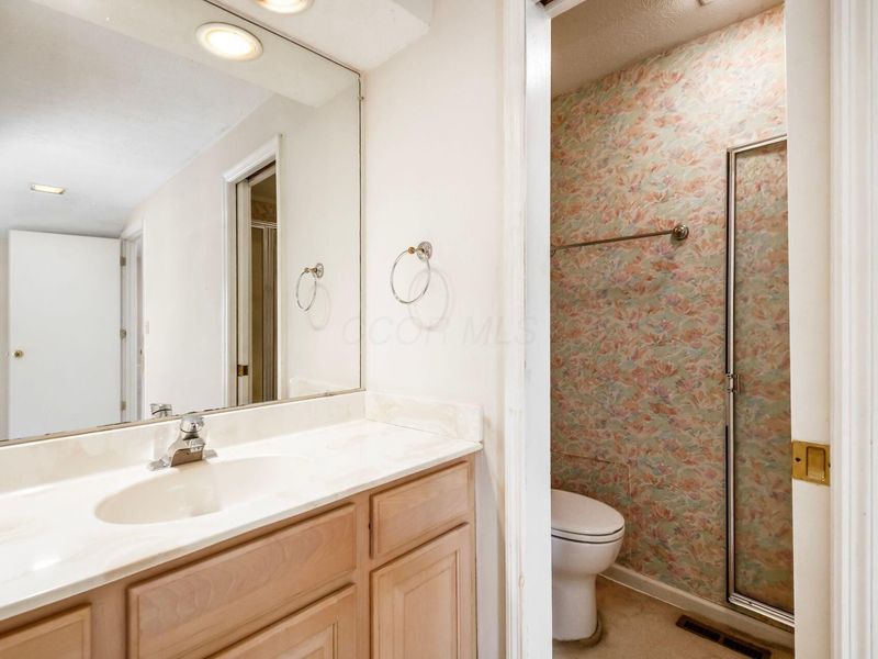 5101 Delancey Street, Columbus, OH 43220 Photo 23