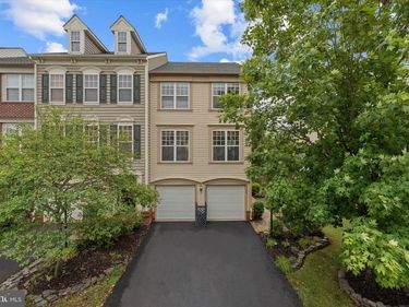 9155 RIBBON FALLS LOOP, BRISTOW, VA 20136