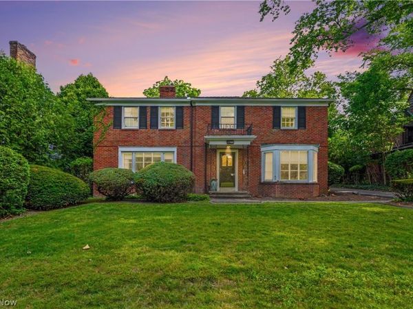19909 Malvern Road , Shaker Heights, OH 44122