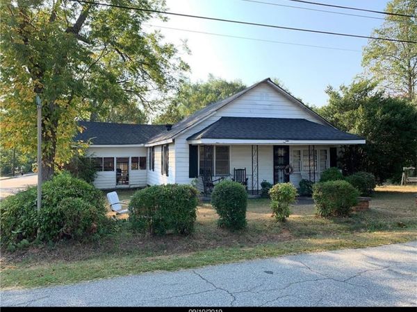 272 N Dogwood Avenue , Social Circle, GA 30025