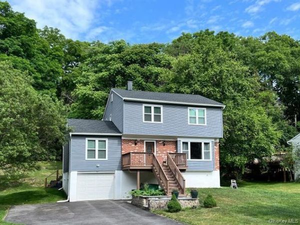 50 Raker Road, Poughkeepsie, NY 12603