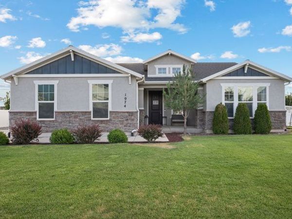 1074 S 750 W, Springville, UT 84663