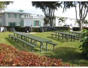 1851 NE 62nd Street, Unit 527, Fort Lauderdale, FL 33308 Photo