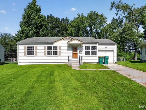 10151 Dwight Drive , St Louis, MO 63137