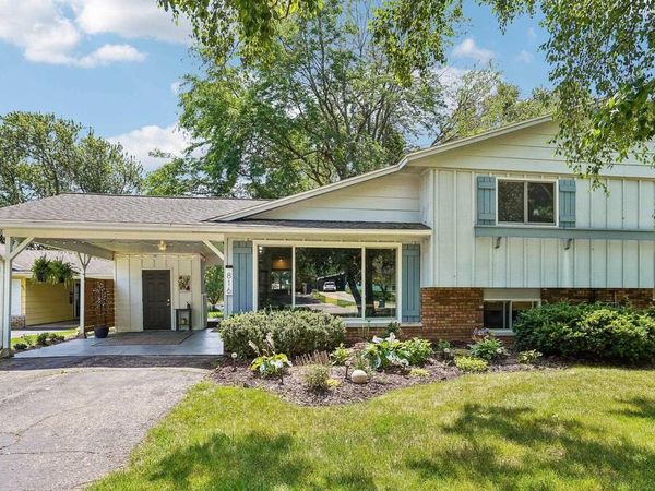 816 11th Street, Baraboo, WI 53913