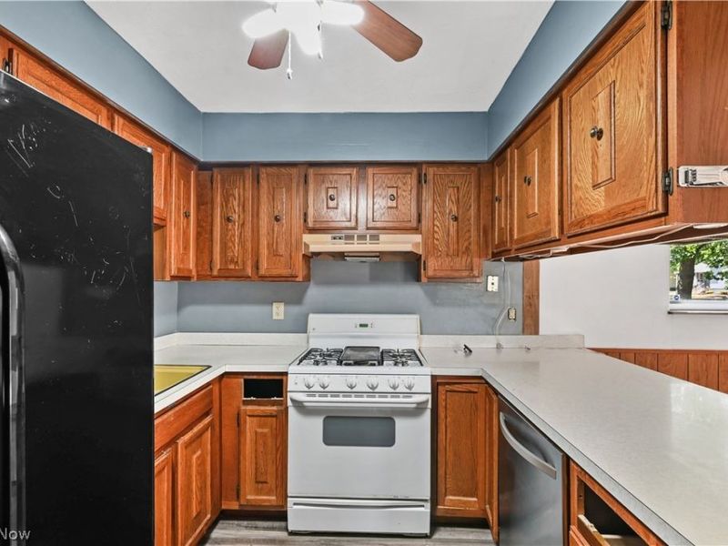 1286 Deforest Road SE, Warren, OH 44484 Photo 5