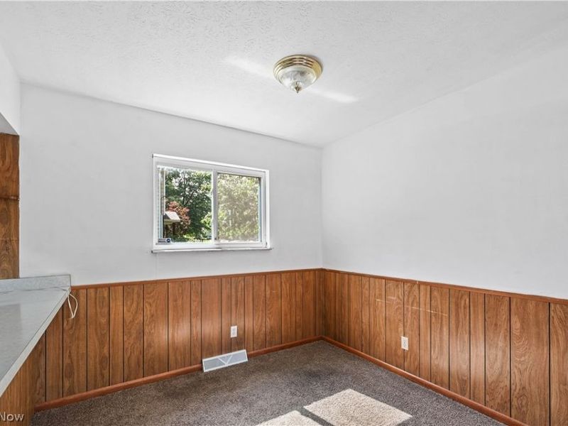 1286 Deforest Road SE, Warren, OH 44484 Photo 8