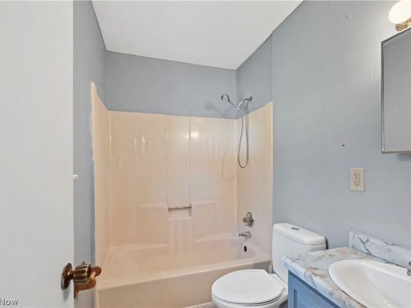 1286 Deforest Road SE, Warren, OH 44484 Photo 9