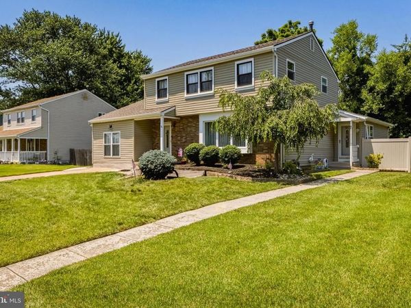 84 ALTAIR DRIVE, BLACKWOOD, NJ 08012