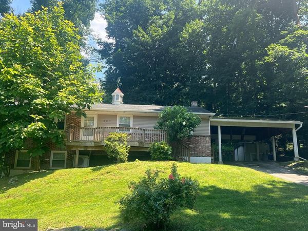 361 SPRING GARDEN STREET, CONSHOHOCKEN, PA 19428