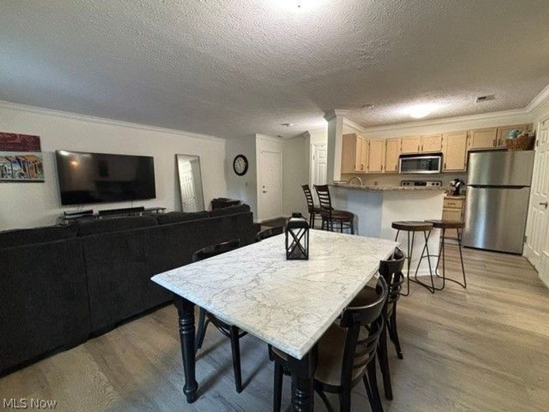 1411 Buckingham Gate Boulevard, Cuyahoga Falls, OH 44221 Photo 4