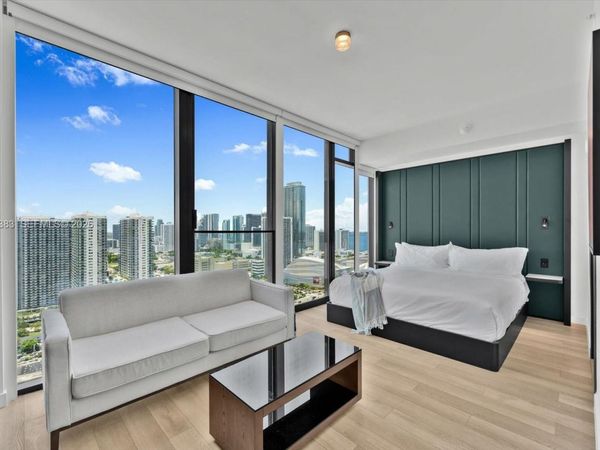20 NE 11th St, Unit 3105, Miami, FL 33132
